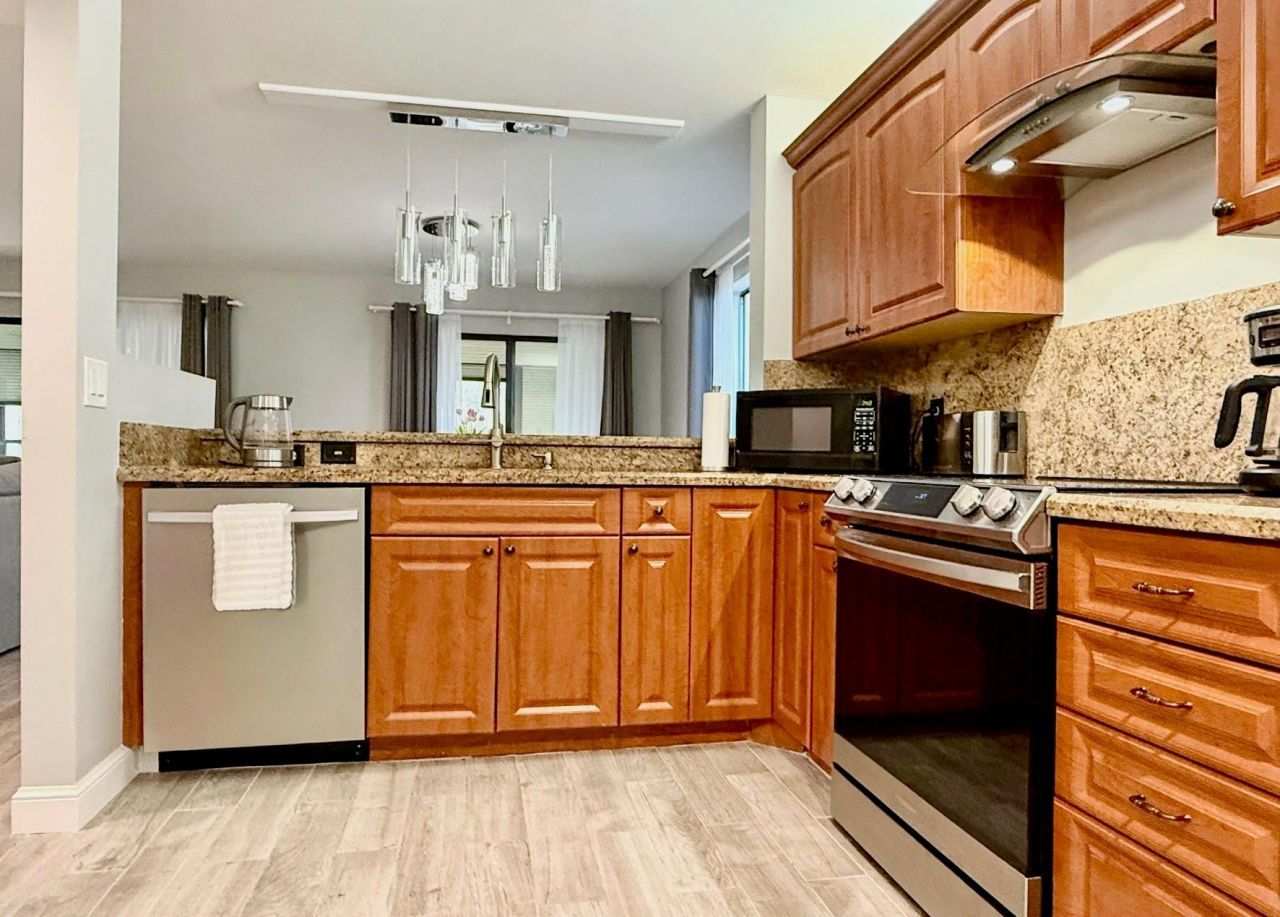 10615 Ocean Palm Way, Unit 102, Boynton Beach, FL 33437 Photo