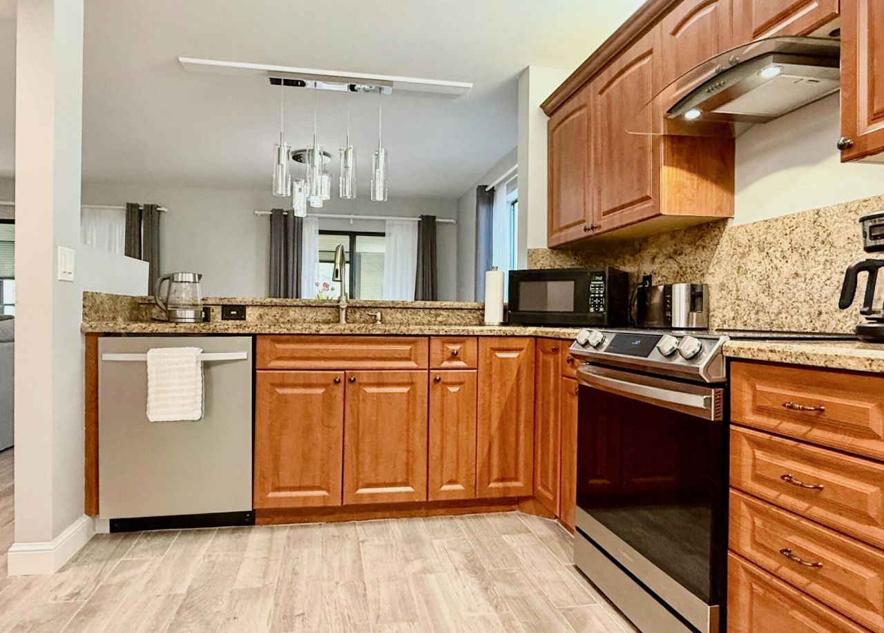 10615 Ocean Palm Way, Unit 102, Boynton Beach, FL 33437 Photo