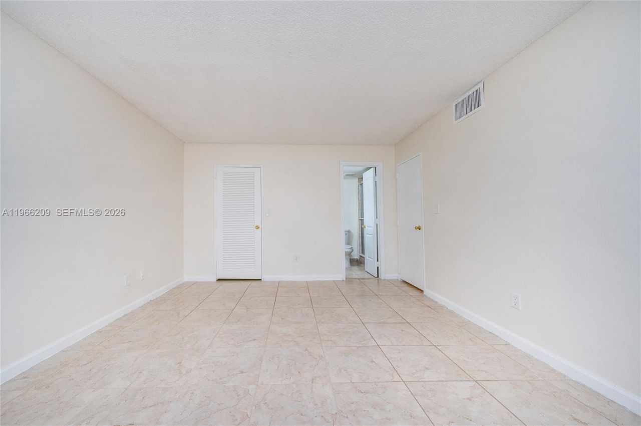 4350 NW 79th Ave, Unit 1B, Doral, FL 33166 Photo