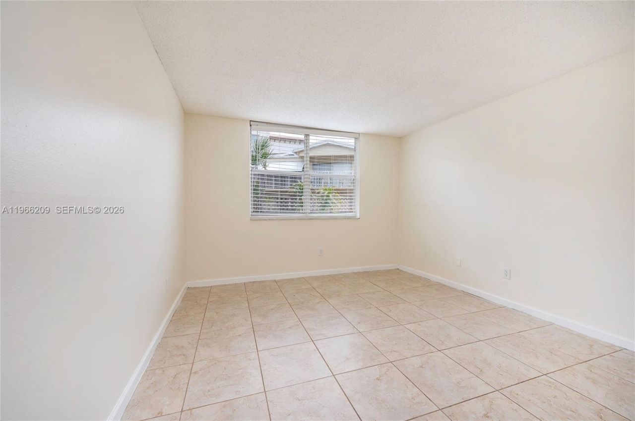 4350 NW 79th Ave, Unit 1B, Doral, FL 33166 Photo
