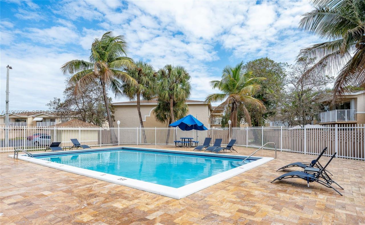 4350 NW 79th Ave, Unit 1B, Doral, FL 33166 Photo