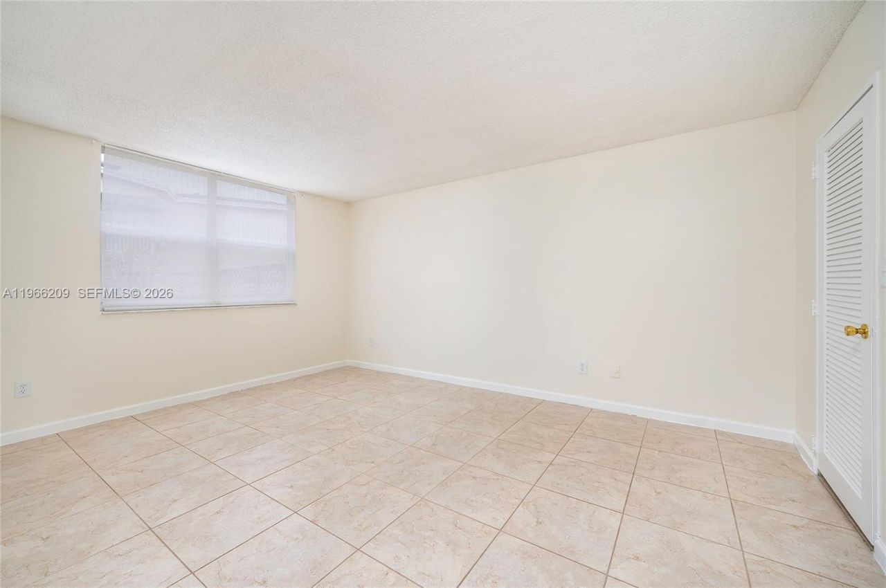 4350 NW 79th Ave, Unit 1B, Doral, FL 33166 Photo