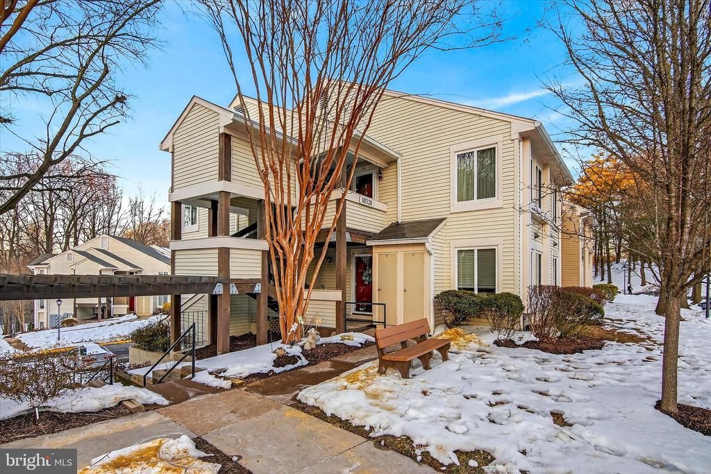 10320 Luria Commons Court, Unit 3I, Burke, VA 22015 Main Photo