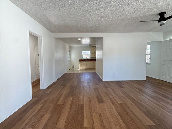 6521 Walker, Bell, CA 90201