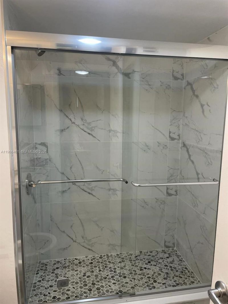 1075 Riverside Dr , Unit 405, Coral Springs, FL 33071 Photo