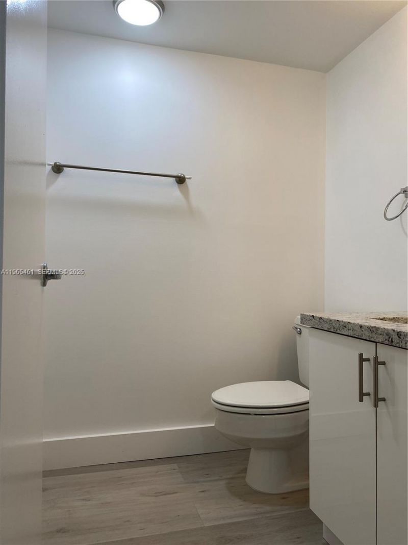 1075 Riverside Dr , Unit 405, Coral Springs, FL 33071 Photo