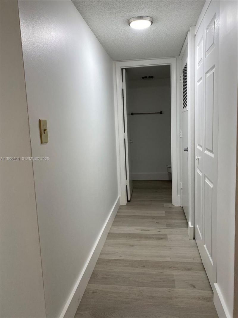 1075 Riverside Dr , Unit 405, Coral Springs, FL 33071 Photo