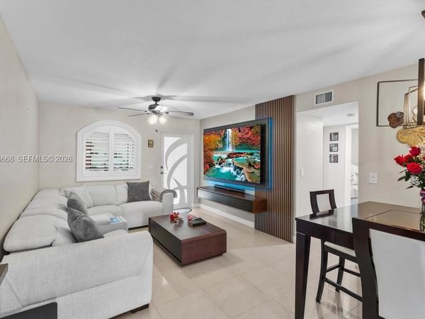 10951 W Okeechobee Rd, Unit 101, Hialeah Gardens, FL 33018