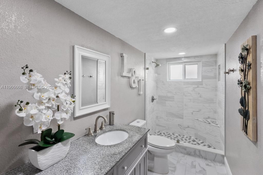 10951 W Okeechobee Rd, Unit 101, Hialeah Gardens, FL 33018 Photo