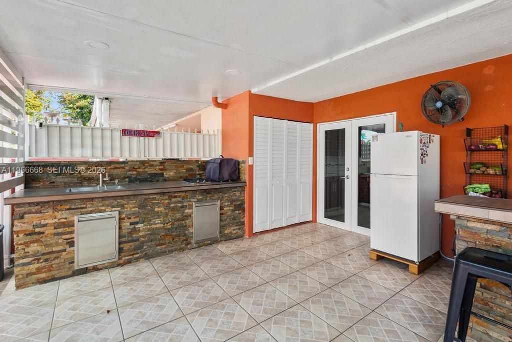 10951 W Okeechobee Rd, Unit 101, Hialeah Gardens, FL 33018 Photo