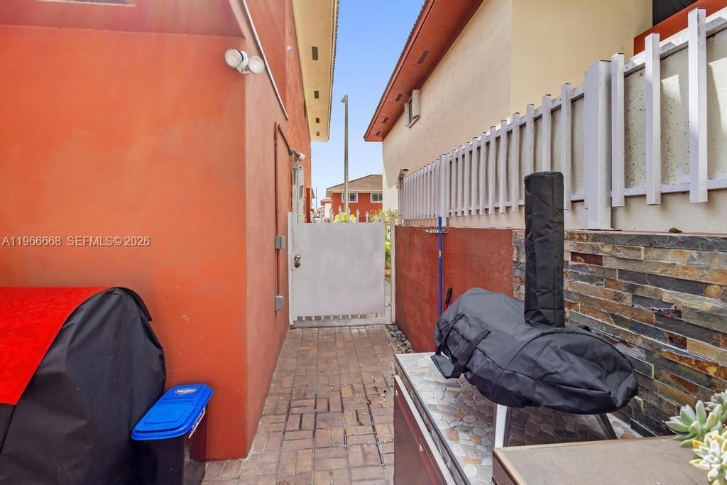 10951 W Okeechobee Rd, Unit 101, Hialeah Gardens, FL 33018 Photo