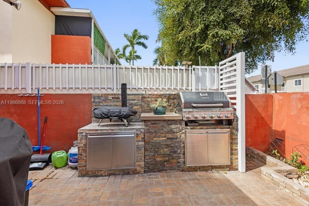 10951 W Okeechobee Rd, Unit 101, Hialeah Gardens, FL 33018 Photo