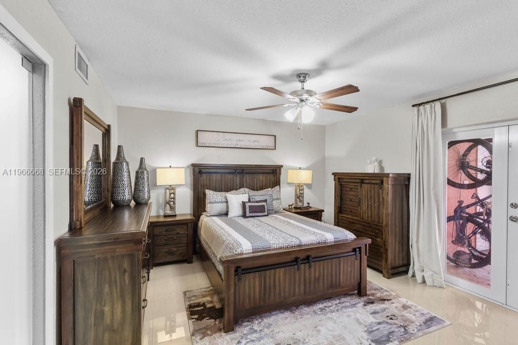 10951 W Okeechobee Rd, Unit 101, Hialeah Gardens, FL 33018 Photo