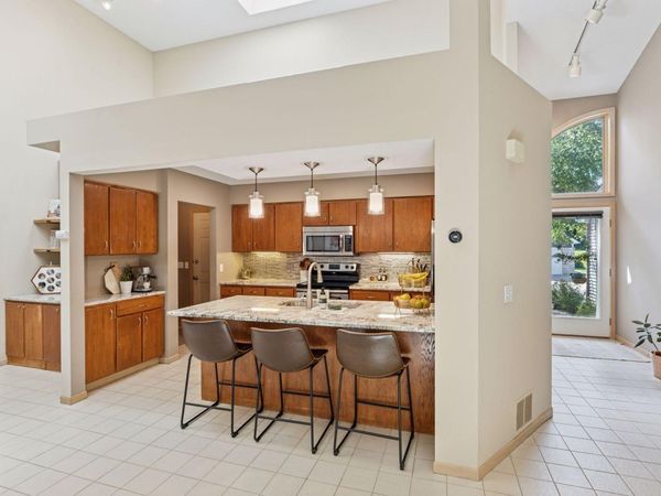 1675 Brueberry Lane, Arden Hills, MN 55112