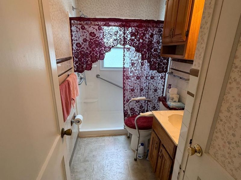 207 Biddle Avenue, Harrison, OH 45030 Photo 9