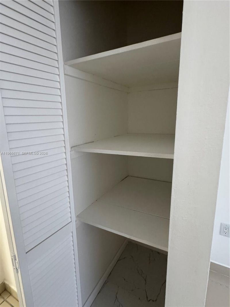 1481 NE 150th St, Unit 102, Miami, FL 33161 Photo