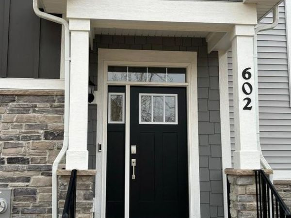 602 Wolverine Drive, Unit 602, Aurora, IL 60502