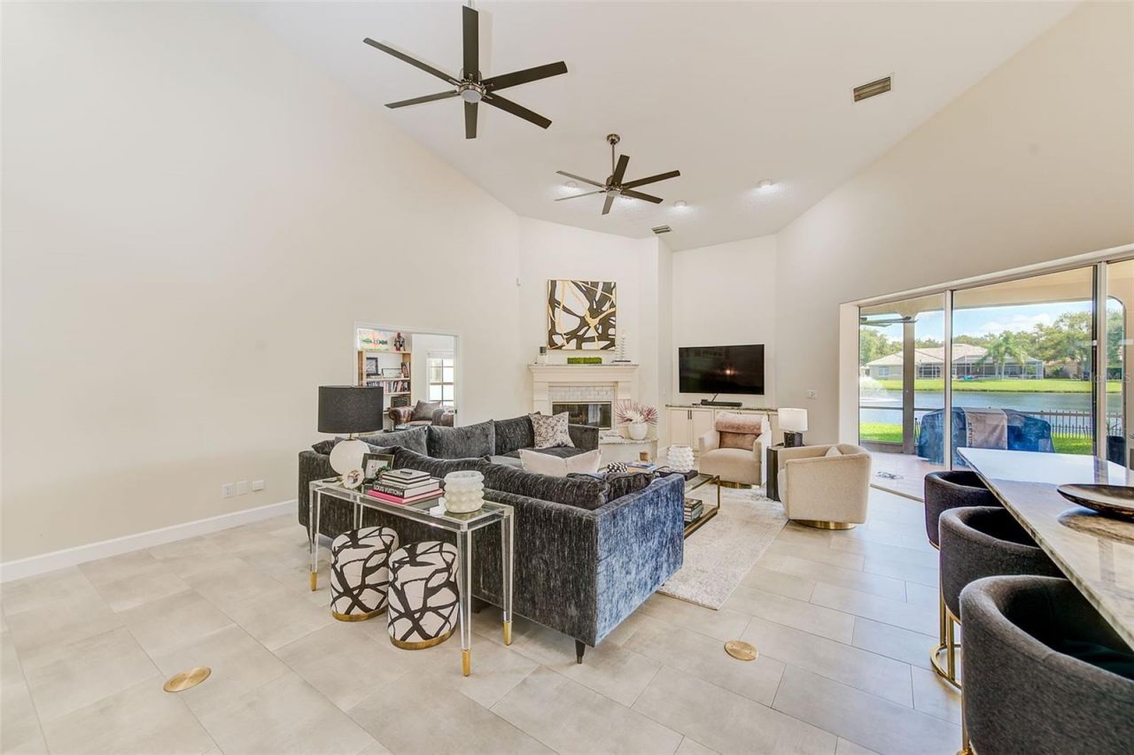 7462 Watersilk Drive N, Pinellas Park, FL 33782 Photo