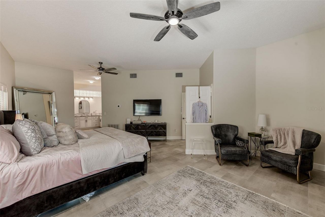 7462 Watersilk Drive N, Pinellas Park, FL 33782 Photo