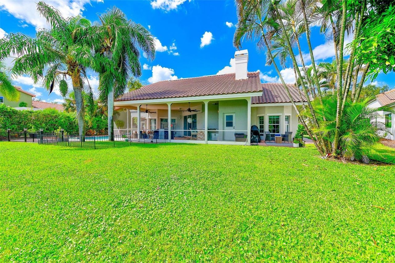 7462 Watersilk Drive N, Pinellas Park, FL 33782 Photo