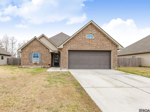 14148 Martinique Dr, Gonzales, LA 70737
