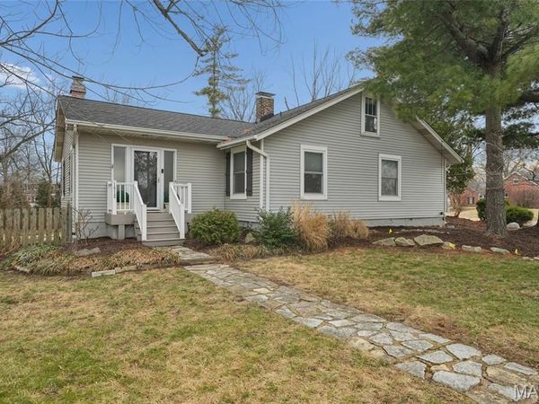 1612 Dougherty Ferry Road, Kirkwood, MO 63122