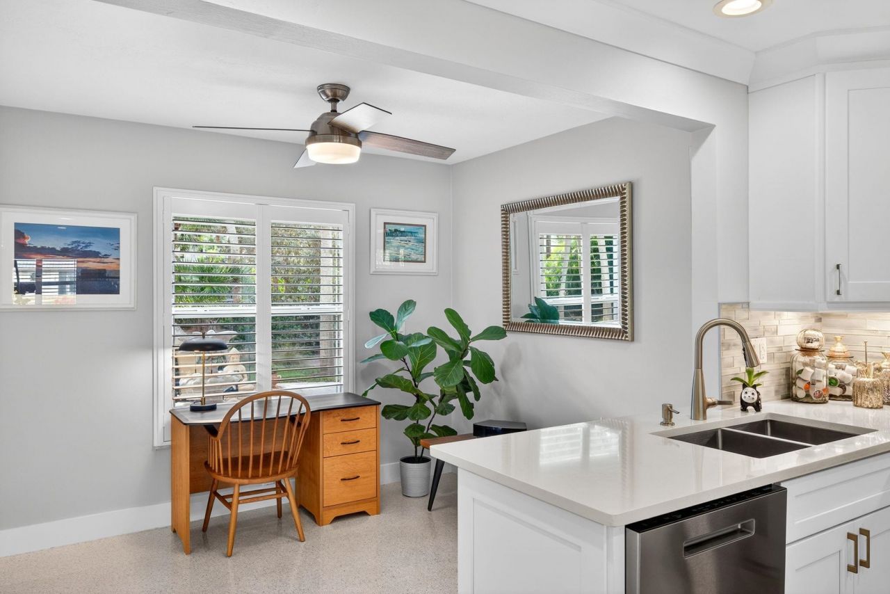 590 Boulder Dr, Sanibel, FL 33957 Photo