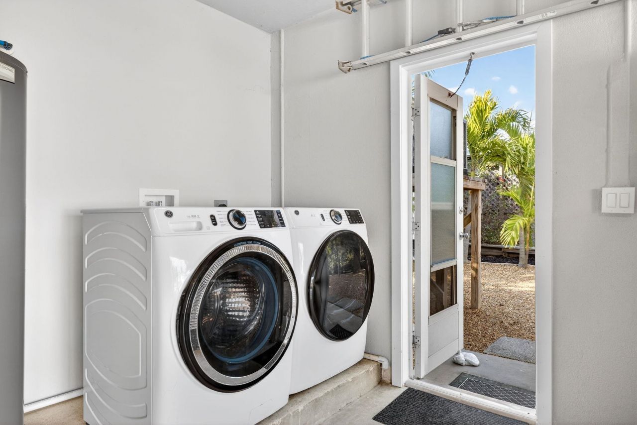 590 Boulder Dr, Sanibel, FL 33957 Photo