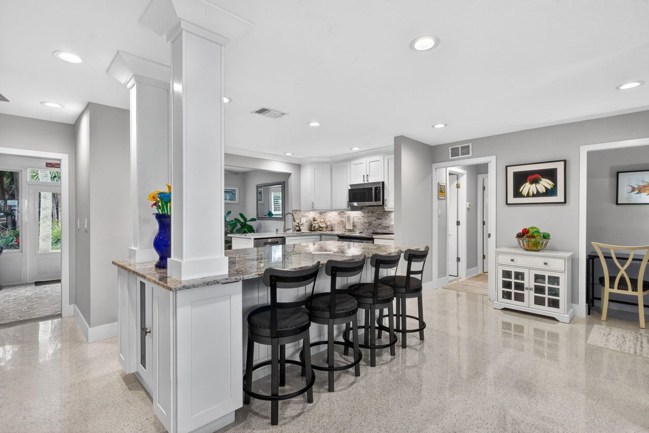 590 Boulder Dr, Sanibel, FL 33957 Photo