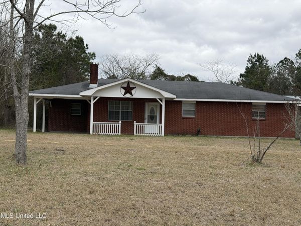 358 Holmes Road, Jayess, MS 39641