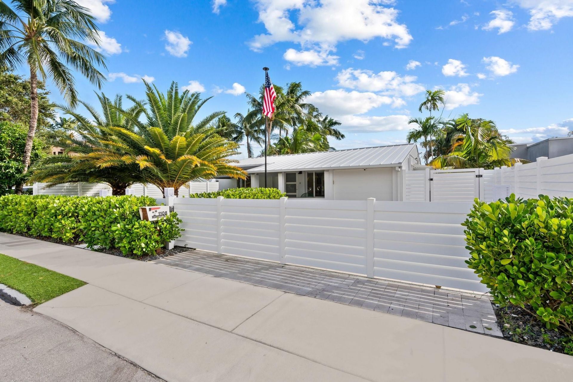 1108 Mango Isle, Fort Lauderdale, FL 33315 Photo