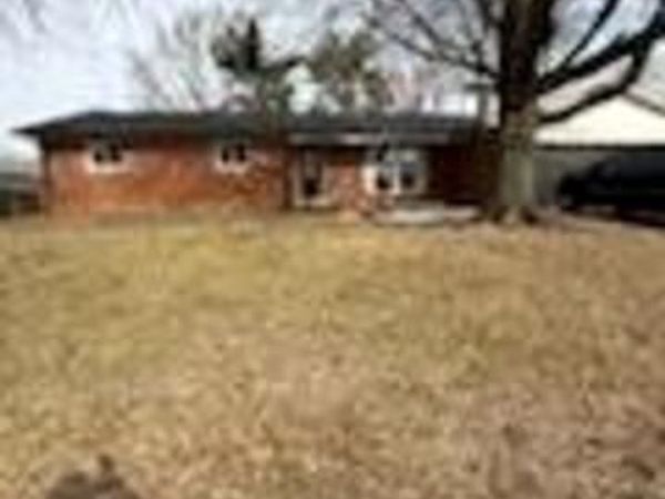 5506 Hollister Drive, Speedway, IN 46224