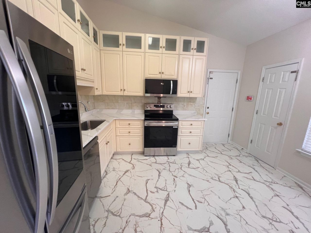 1313 Parliament Lake Drive  Photo 38