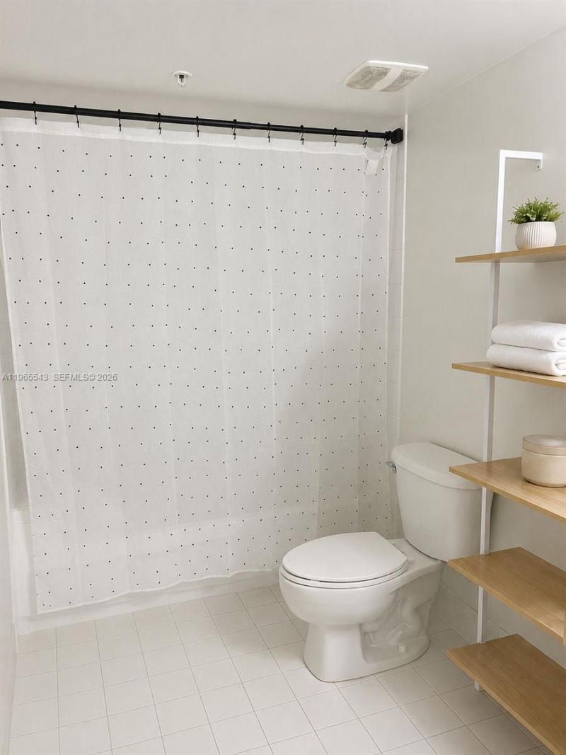 60 NW 37th Ave, Unit 1205, Miami, FL 33125 Photo