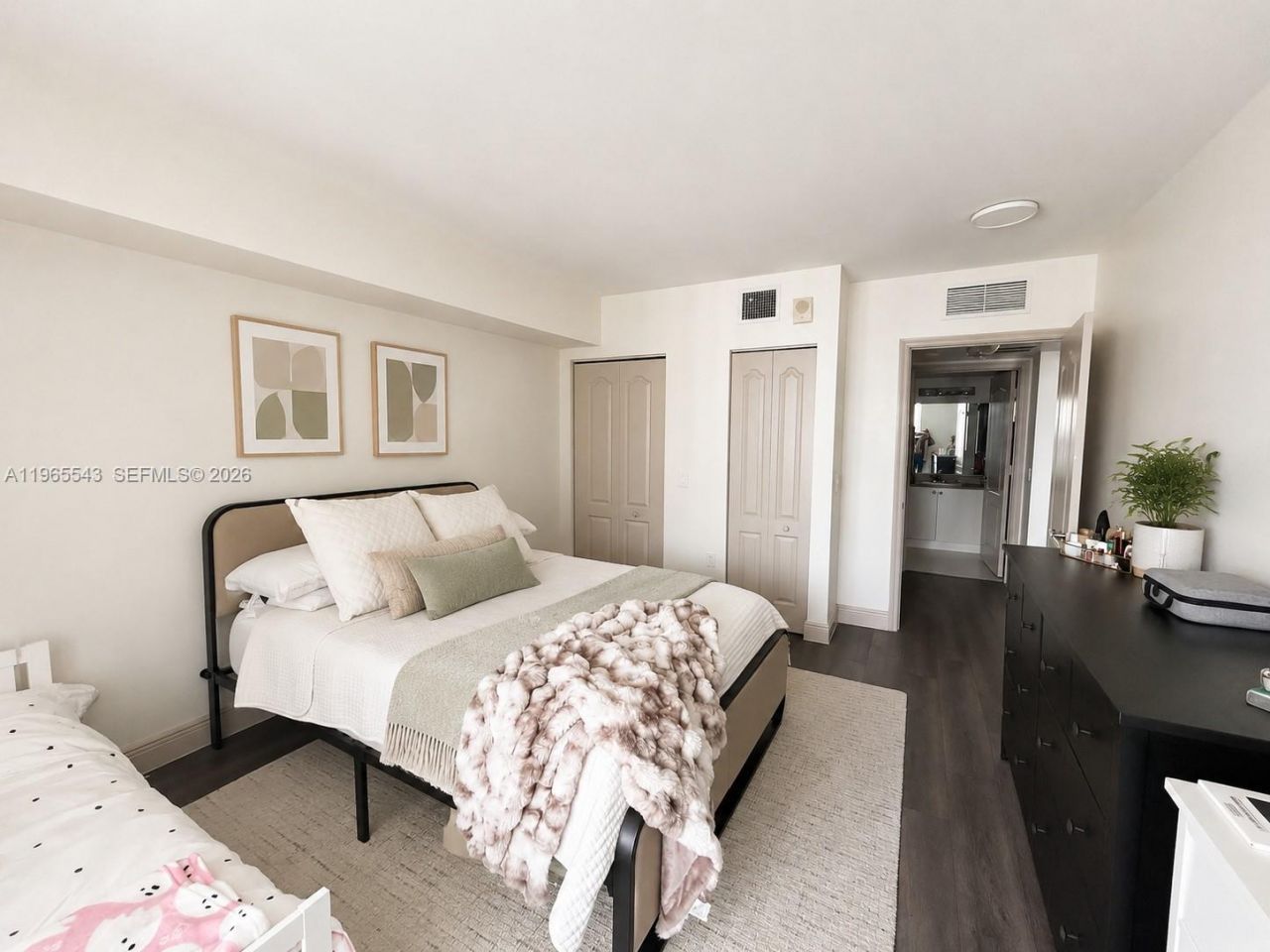 60 NW 37th Ave, Unit 1205, Miami, FL 33125 Photo