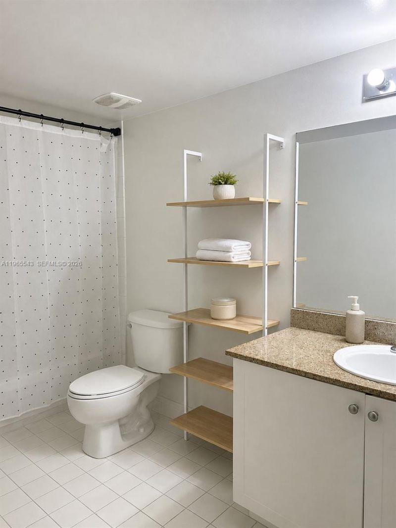 60 NW 37th Ave, Unit 1205, Miami, FL 33125 Photo