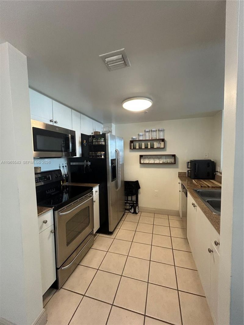 60 NW 37th Ave , Unit 1205, Miami, FL 33125 Photo