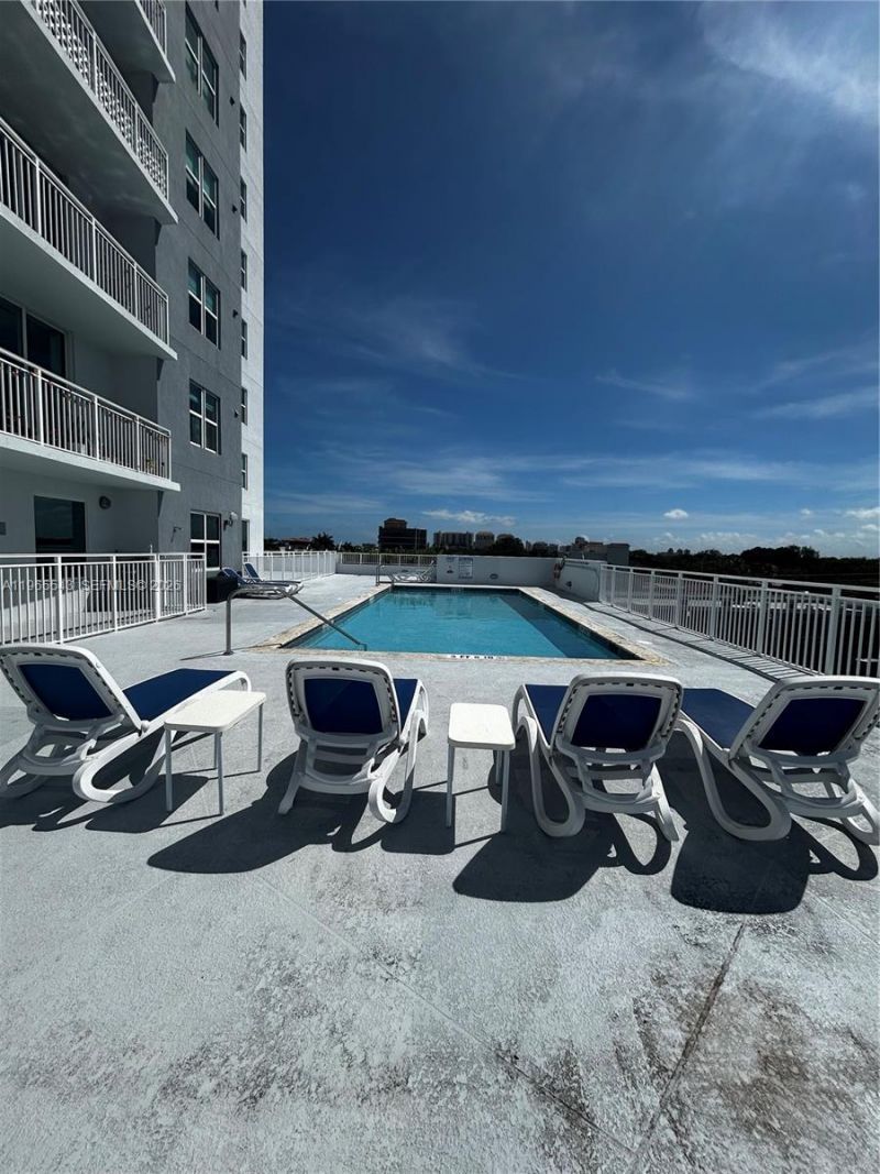 60 NW 37th Ave, Unit 1205, Miami, FL 33125 Photo