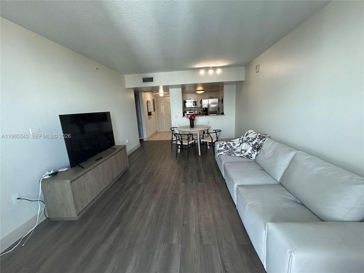 60 NW 37th Ave , Unit 1205, Miami, FL 33125 Photo