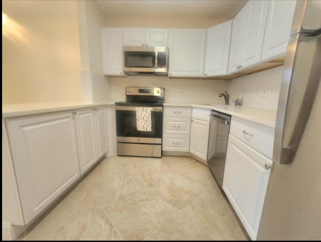 209 Pine Hov Circle, Unit B-2, Greenacres, FL 33463 Photo