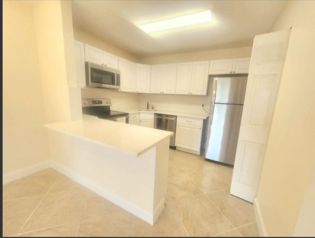209 Pine Hov Circle, Unit B-2, Greenacres, FL 33463 Photo