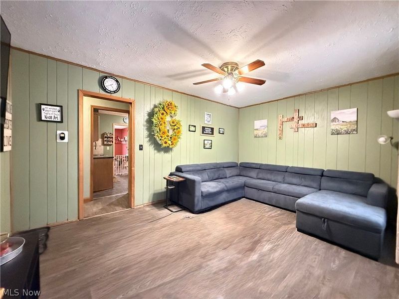 1522 Mapledale Road, Wickliffe, OH 44092 Photo 4