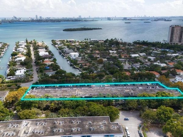 1800 Sans Souci Blvd, Unit 106, North Miami, FL 33181