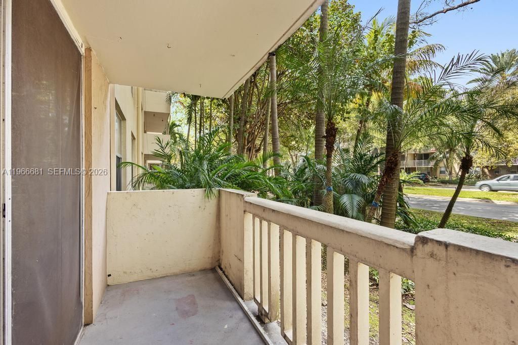 1800 Sans Souci Blvd, Unit 106, North Miami, FL 33181 Photo