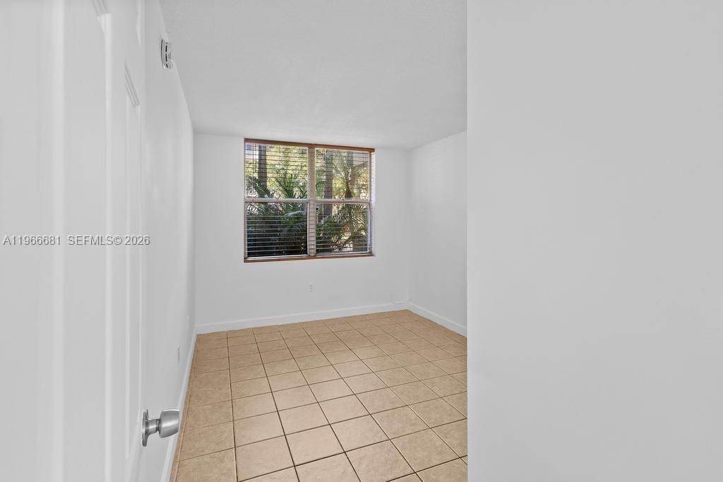 1800 Sans Souci Blvd, Unit 106, North Miami, FL 33181 Photo