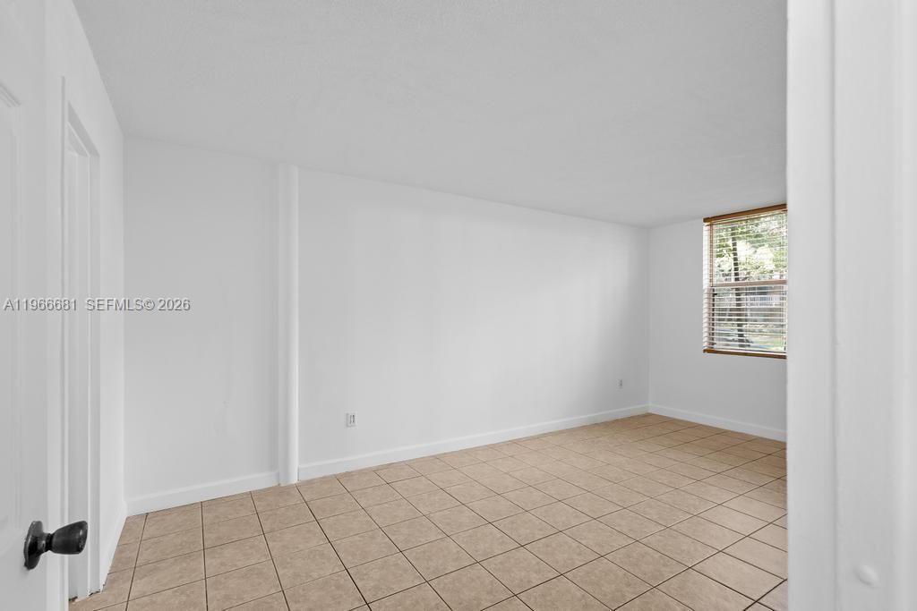 1800 Sans Souci Blvd, Unit 106, North Miami, FL 33181 Photo