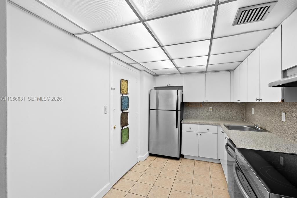 1800 Sans Souci Blvd, Unit 106, North Miami, FL 33181 Photo