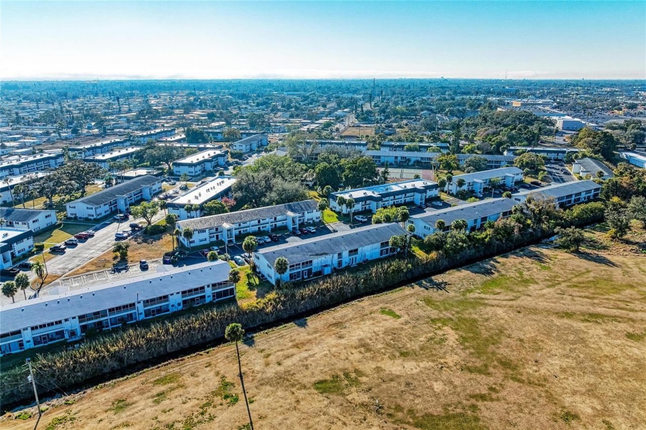 4514 3rd Street Circle W, Unit 327, Bradenton, FL 34207 Photo