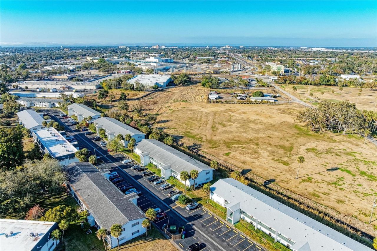 4514 3rd Street Circle W, Unit 327, Bradenton, FL 34207 Photo