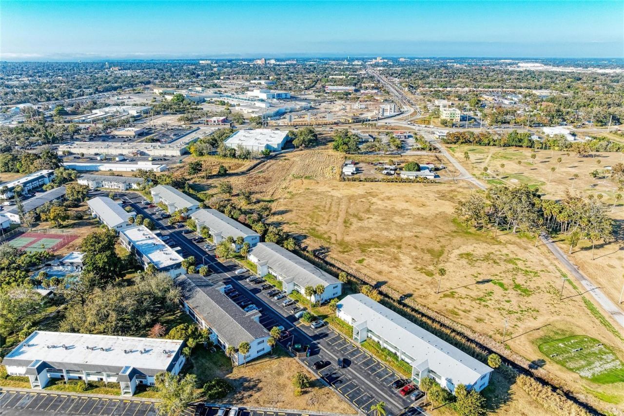 4514 3rd Street Circle W, Unit 327, Bradenton, FL 34207 Photo